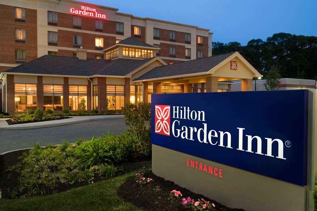 Hilton Garden Inn Tampa East Brandon Mango Exterior photo