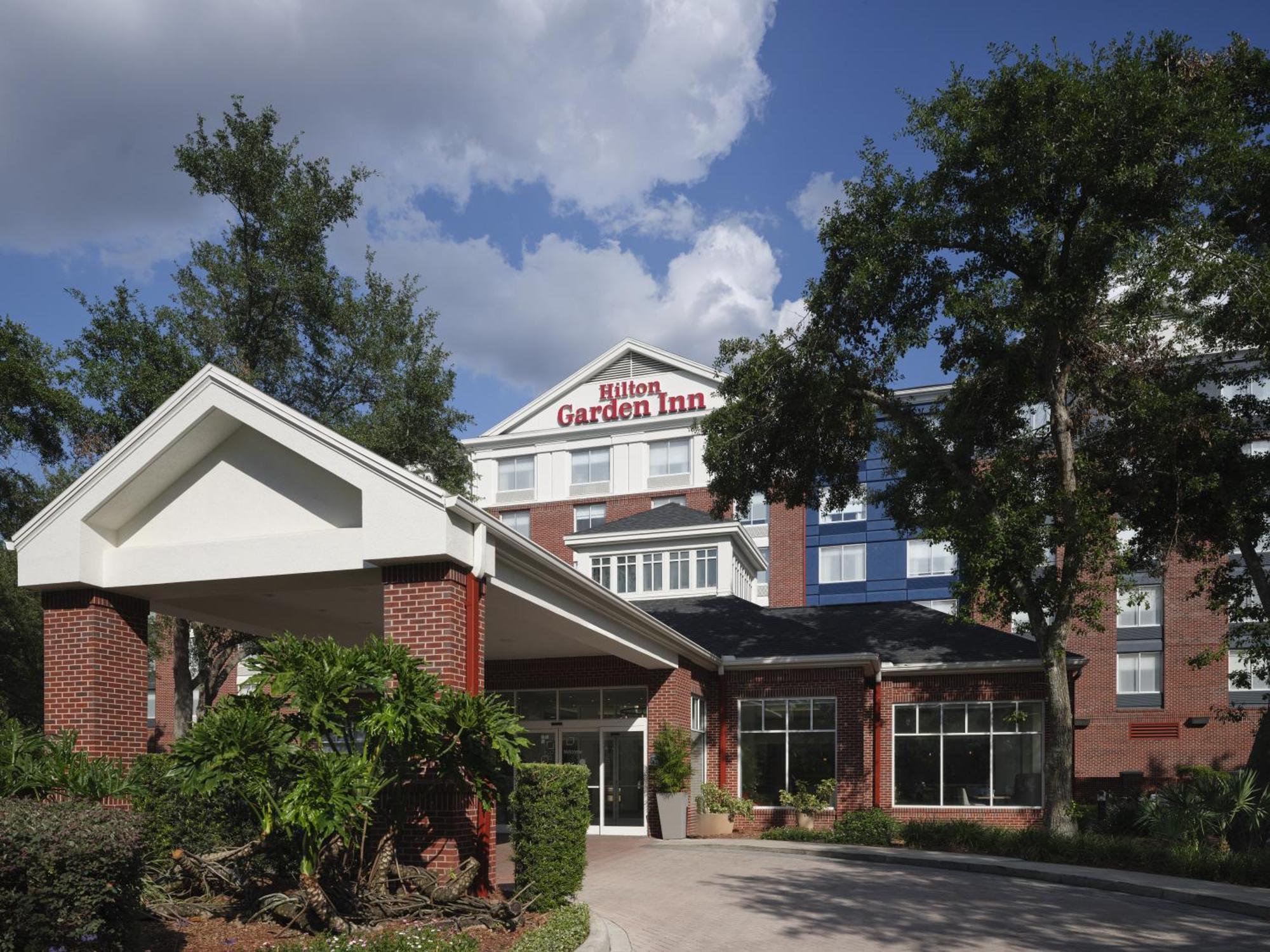 Hilton Garden Inn Tampa East Brandon Mango Exterior photo